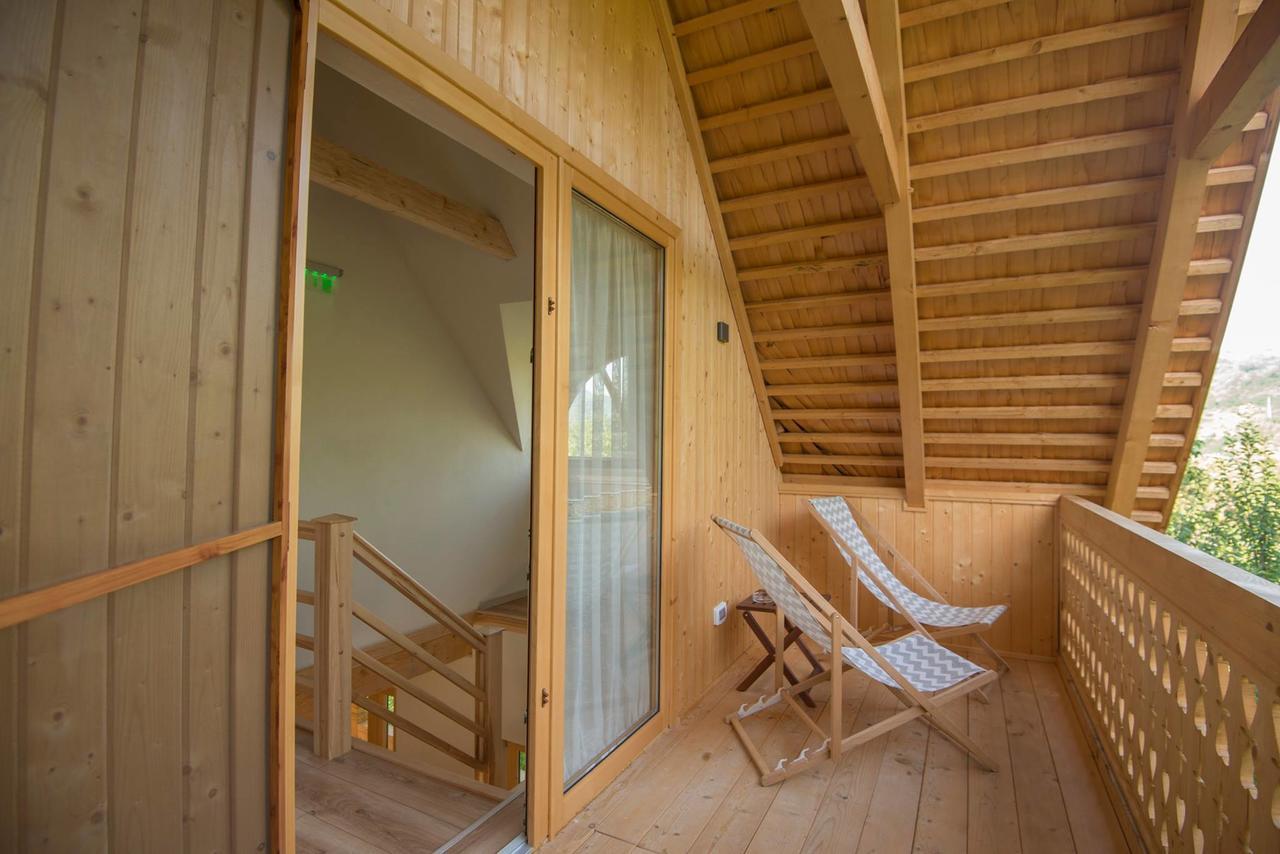 Magnolia Resort Chalets Viseu de Sus Exterior photo